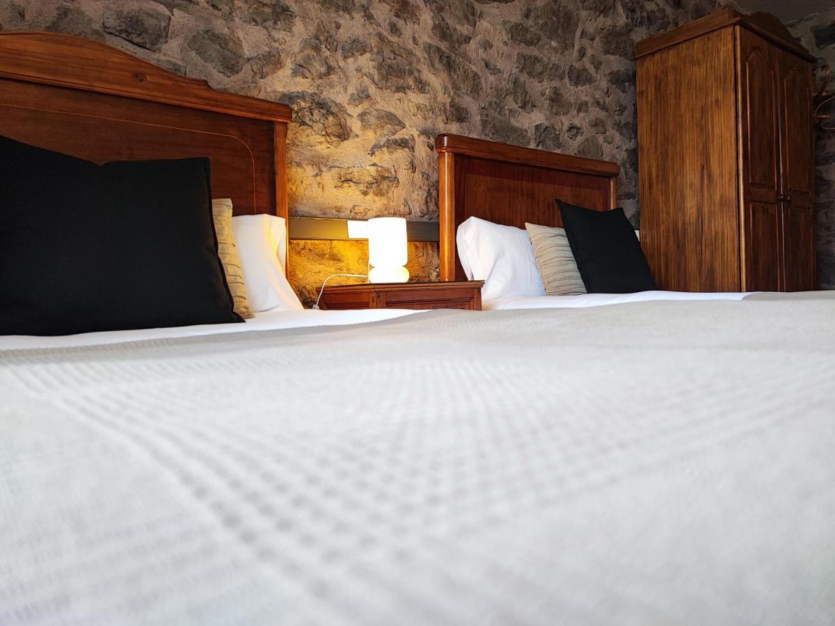 Hotel Rural Curia El Castellar Exterior photo